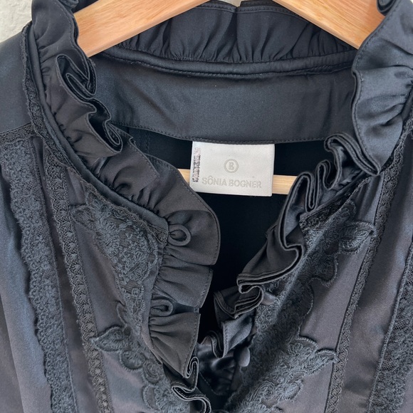 SONIA BOGNER black silk lace blouse / size 6 - Picture 3 of 7